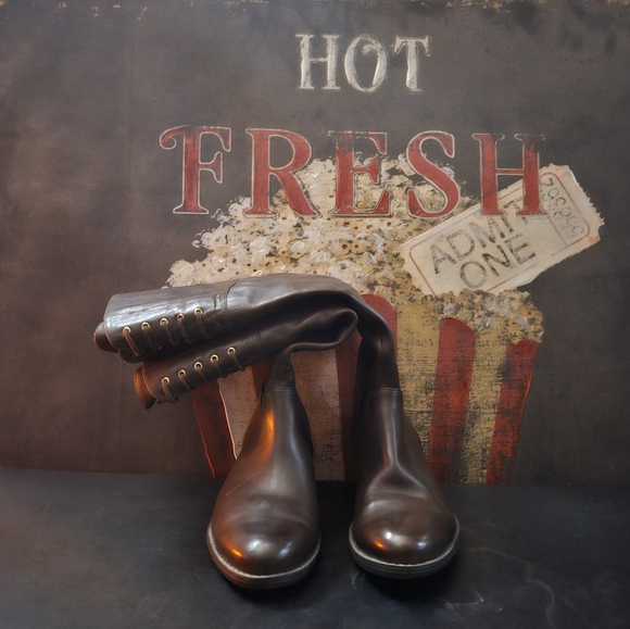 Isaac Mizrahi faux leather boots - Picture 2 of 6